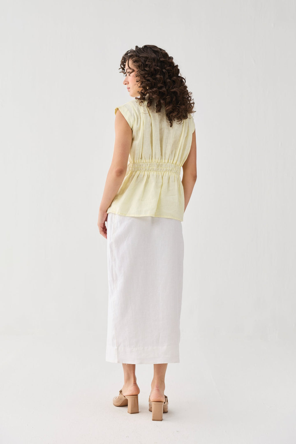 V-neck Overlap Top in Butter Lemon